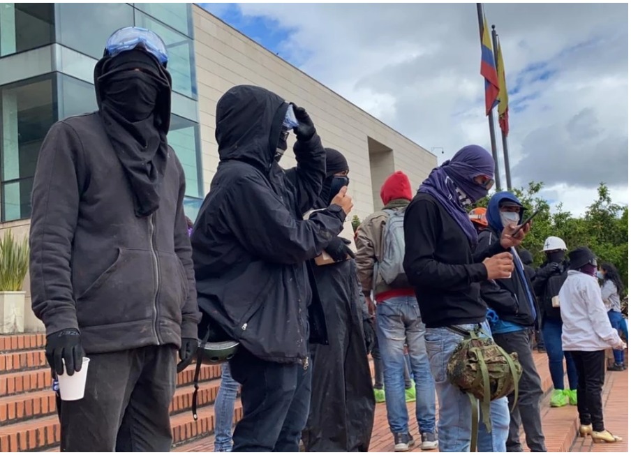 Justicia al servicio de los delincuentes